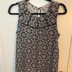 LOFT sleeveless top size M